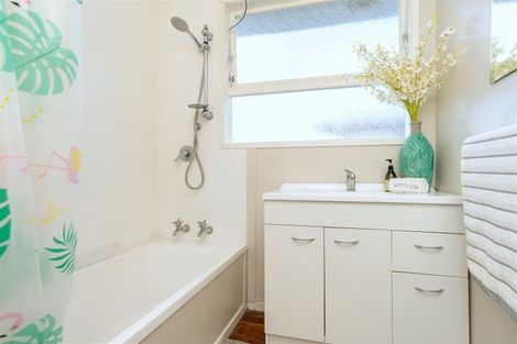 Photo of property in 9 Rosalind Street, Deanwell, Hamilton, 3206