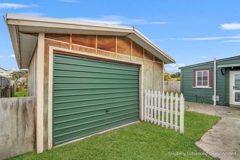Photo of property in 55 Carlton Avenue, Gonville, Whanganui, 4501