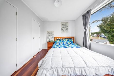 Photo of property in 8 Tawa Place, Waiuku, 2123