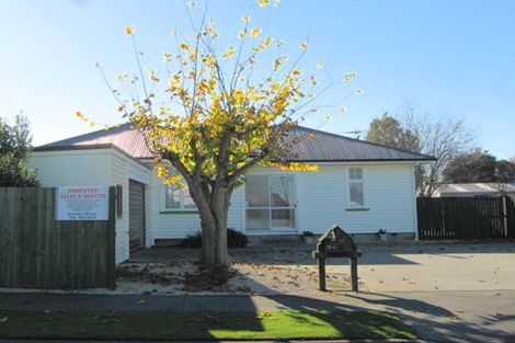 Photo of property in 31 Castile Place, Belfast, Christchurch, 8051