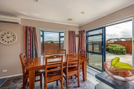 Photo of property in 32 Andrews Street, Foxton Beach, Foxton, 4815