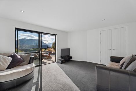 Photo of property in 15 Mckellar Drive, Jacks Point, Queenstown, 9371
