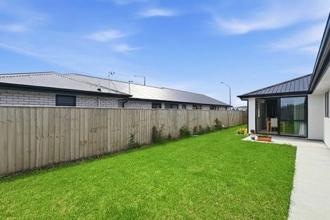 Photo of property in 21 Te Repo Drive, Halswell, Christchurch, 8025