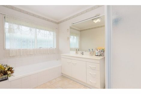 Photo of property in 26 Ngahere Street, Otumoetai, Tauranga, 3110