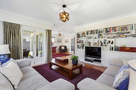 Photo of property in 57 Inglis Street, Seatoun, Wellington, 6022