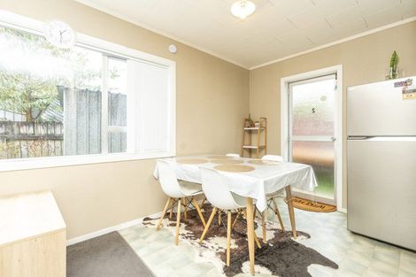 Photo of property in 2/6 Snead Place, Hamilton East, Hamilton, 3216