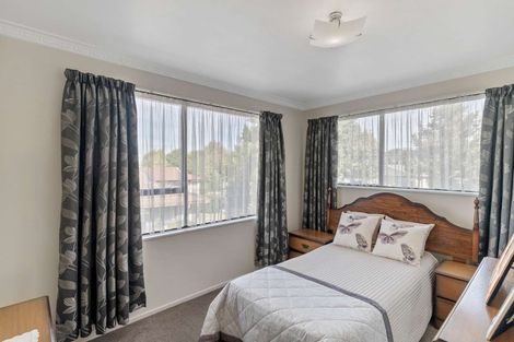 Photo of property in 8 Paprika Place, Bishopdale, Christchurch, 8053