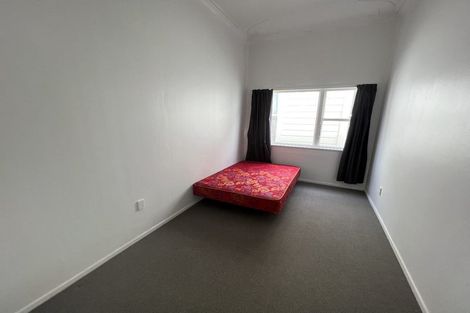 Photo of property in 1/7 Te Wharepouri Street, Berhampore, Wellington, 6023