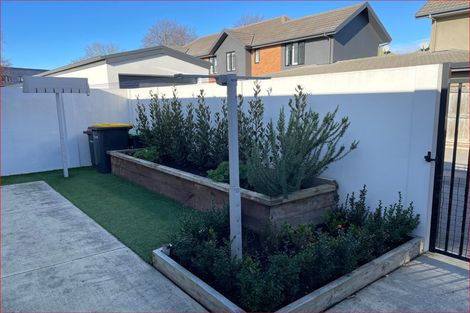 Photo of property in 4/33 Darvel Street, Riccarton, Christchurch, 8011