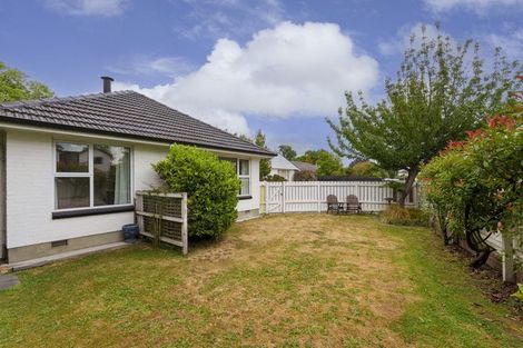 Photo of property in 124a Glandovey Road, Strowan, Christchurch, 8052