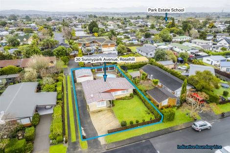 Photo of property in 30 Sunnypark Avenue, Rosehill, Papakura, 2113