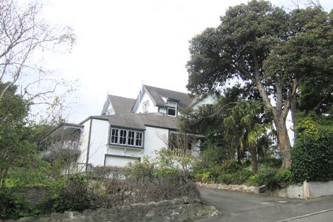Photo of property in 43 Napier Terrace, Hospital Hill, Napier, 4110