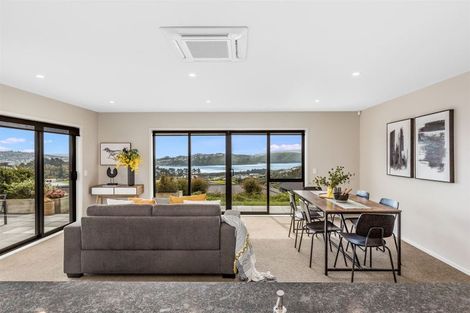 Photo of property in 9 Glenorchy Way, Aotea, Porirua, 5024