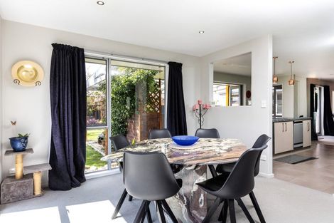 Photo of property in 2 Hitaua Place, Redwoodtown, Blenheim, 7201