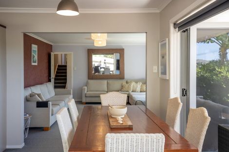 Photo of property in 11 Park Drive, Raglan, 3225