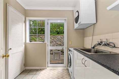 Photo of property in 168a Kawaha Point Road, Kawaha Point, Rotorua, 3010