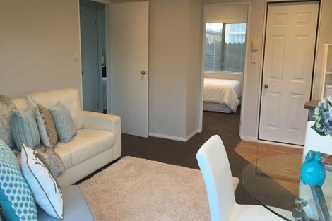 Photo of property in 4 Gossamer Drive, Pakuranga Heights, Auckland, 2010