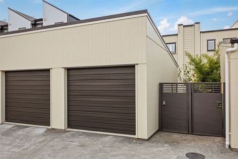 Photo of property in 33 De Havilland Road, Hobsonville, Auckland, 0616