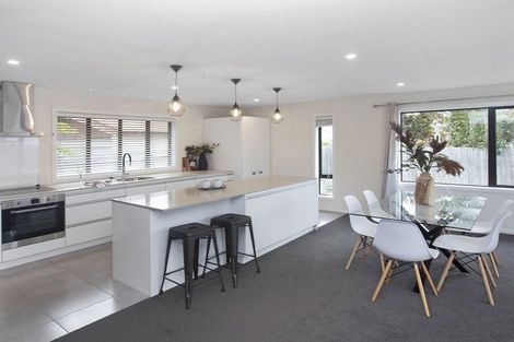 Photo of property in 10 Epping Place, Burnside, Christchurch, 8053