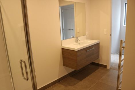 Photo of property in 94 Hobsonville Point Road, Hobsonville, Auckland, 0616