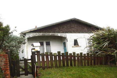 Photo of property in 2 Ohau Street, Ravensbourne, Dunedin, 9022