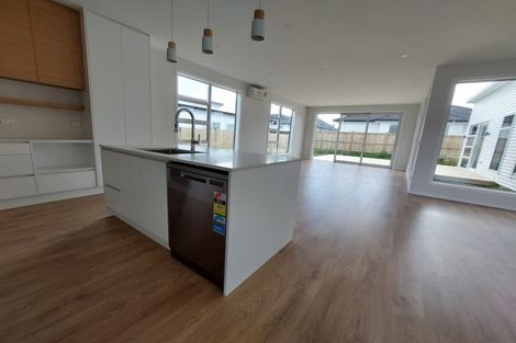 Photo of property in 10 Haupa Nui Road, Wainui, 0932