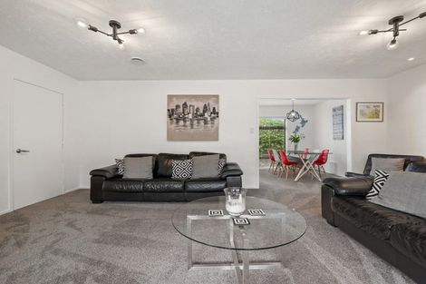 Photo of property in 3 Chatswood Place, Bishopdale, Christchurch, 8051