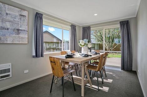 Photo of property in 12 Brancaster Place Cambridge Waipa District