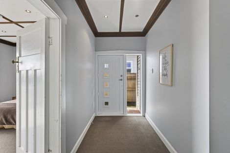 Photo of property in 14 Ngaio Street, Strandon, New Plymouth, 4312
