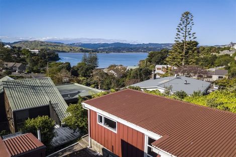 Photo of property in 15 Bayview Road, Paremata, Porirua, 5024