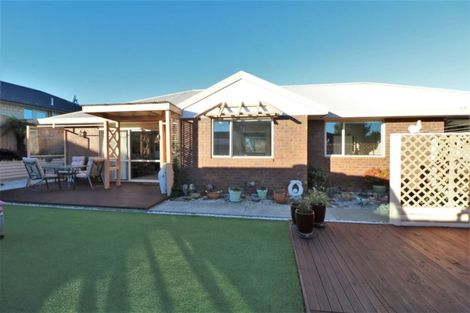 Photo of property in 21 Ellesmere Place, Oceanview, Timaru, 7910