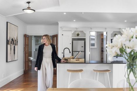 Photo of property in 100 Oxford Road, Okato, 4335