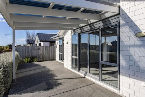 Photo of property in 26 Whakatipu Street, Pegasus, 7612