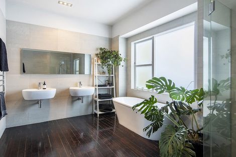 Photo of property in 83 Marsden Avenue, Mount Eden, Auckland, 1024