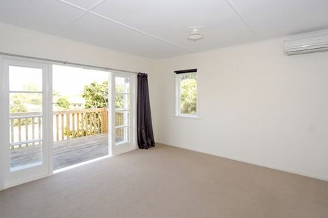 Photo of property in 81 Ruahine Street, Paraparaumu, 5032