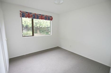 Photo of property in 1/36 Pitcairn Crescent, Bryndwr, Christchurch, 8053