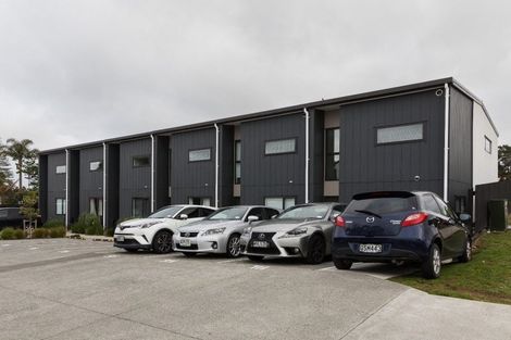 Photo of property in 3 Huri Street, Mangere Bridge, Auckland, 2022