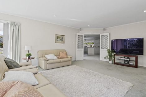 Photo of property in 4 Wardour Mews, Avonhead, Christchurch, 8042