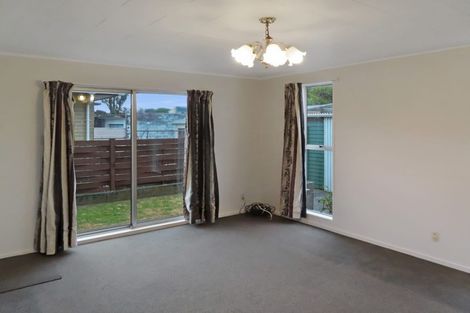 Photo of property in 2/15 Douglas Street, Waiwhetu, Lower Hutt, 5010