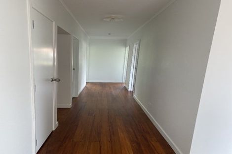 Photo of property in 8 Parker Avenue, New Lynn, Auckland, 0600
