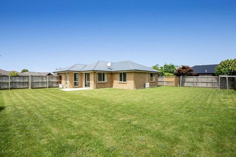 Photo of property in 69 Acacia Avenue, Rangiora, 7400