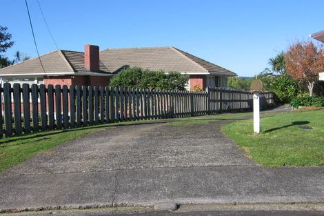 Photo of property in 14 Fairlea Road, Te Atatu South, Auckland, 0610