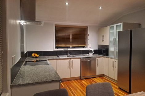 Photo of property in 1/142 Clovelly Road, Bucklands Beach, Auckland, 2012