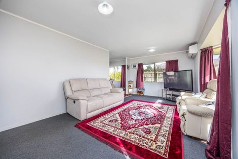 Photo of property in 1 Tullis Place, Burswood, Auckland, 2013