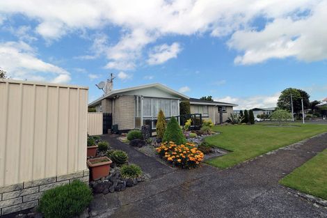 Photo of property in 26 Oberon Street, Stratford, 4332