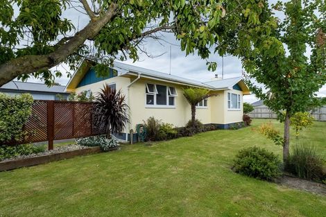 Photo of property in 581 Main North Road, Bay View, Napier, 4104