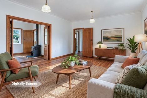 Photo of property in 40 Domain Road, Otaki, 5512