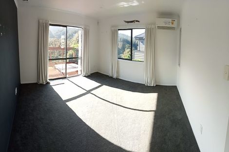 Photo of property in 13 Frankie Stevens Place, Riverstone Terraces, Upper Hutt, 5018