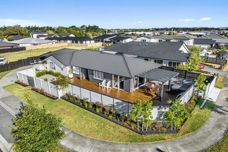 Photo of property in 30 Raymond Grace Avenue, Huapai, Kumeu, 0810