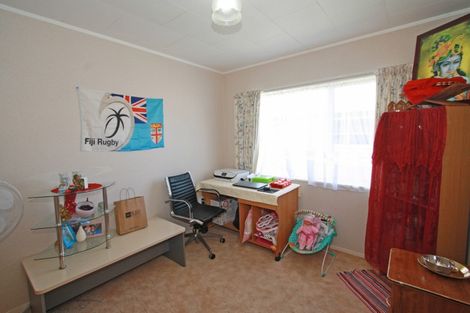 Photo of property in 229a Mangorei Road, Merrilands, New Plymouth, 4312
